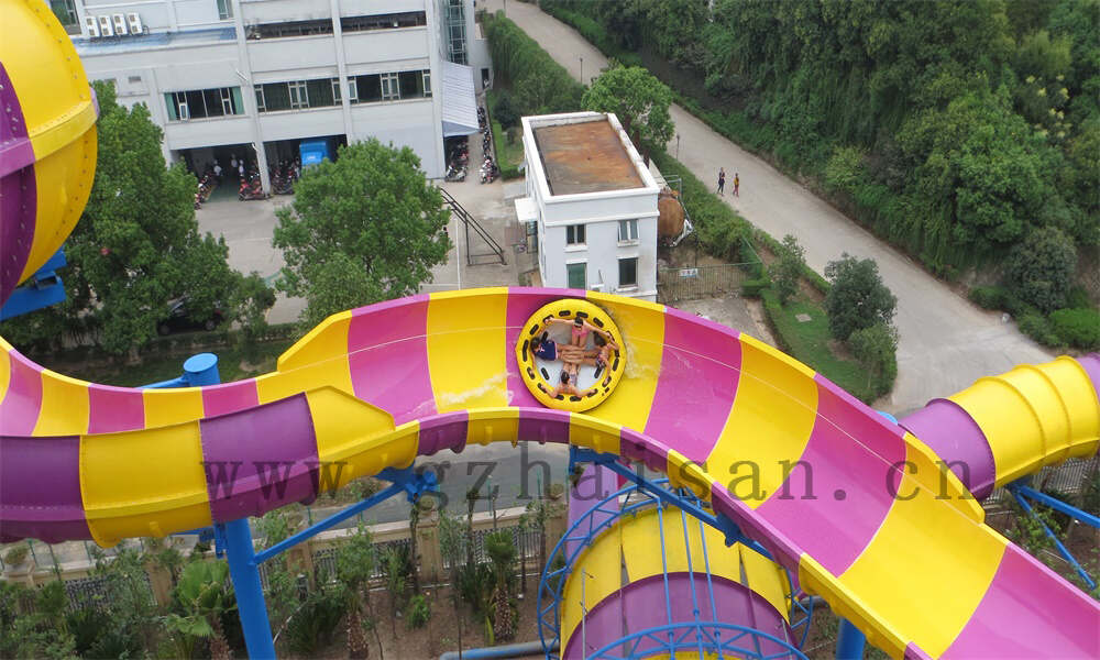 巧用水上乐园设备搭配，打造受欢迎的园子