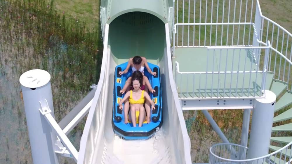 激流过山车｜当速度拥抱水花，掀起水上狂欢盛宴